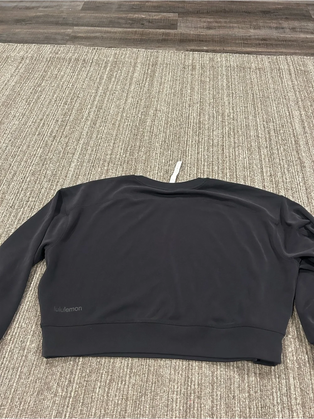 Lululemon Perfectly Oversized Cropped Crew in Softstreme fabric size 10